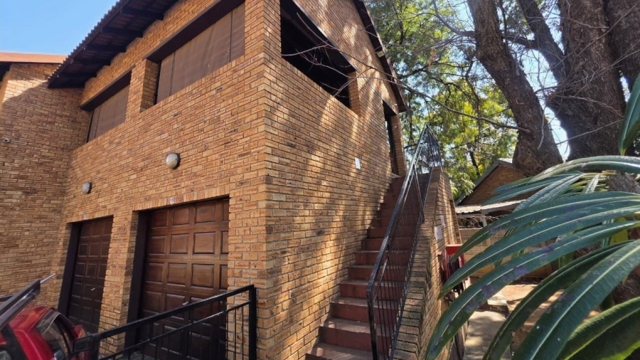 3 Bedroom Property for Sale in Rustenburg Central North West